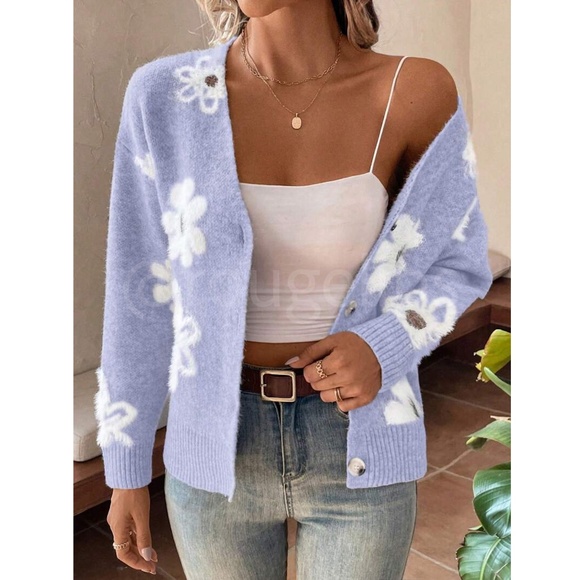 Lavender Purple Cardigan Knit Flower Textured Button Front Stretchy, Soft - Picture 6 of 7